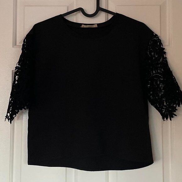 Alythea Black Cropped Blouse with Lace Sleeves - Picture 2 of 3